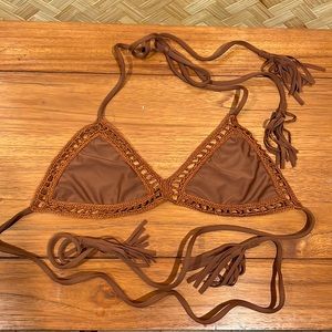 Acacia Andy Top Coconut Small